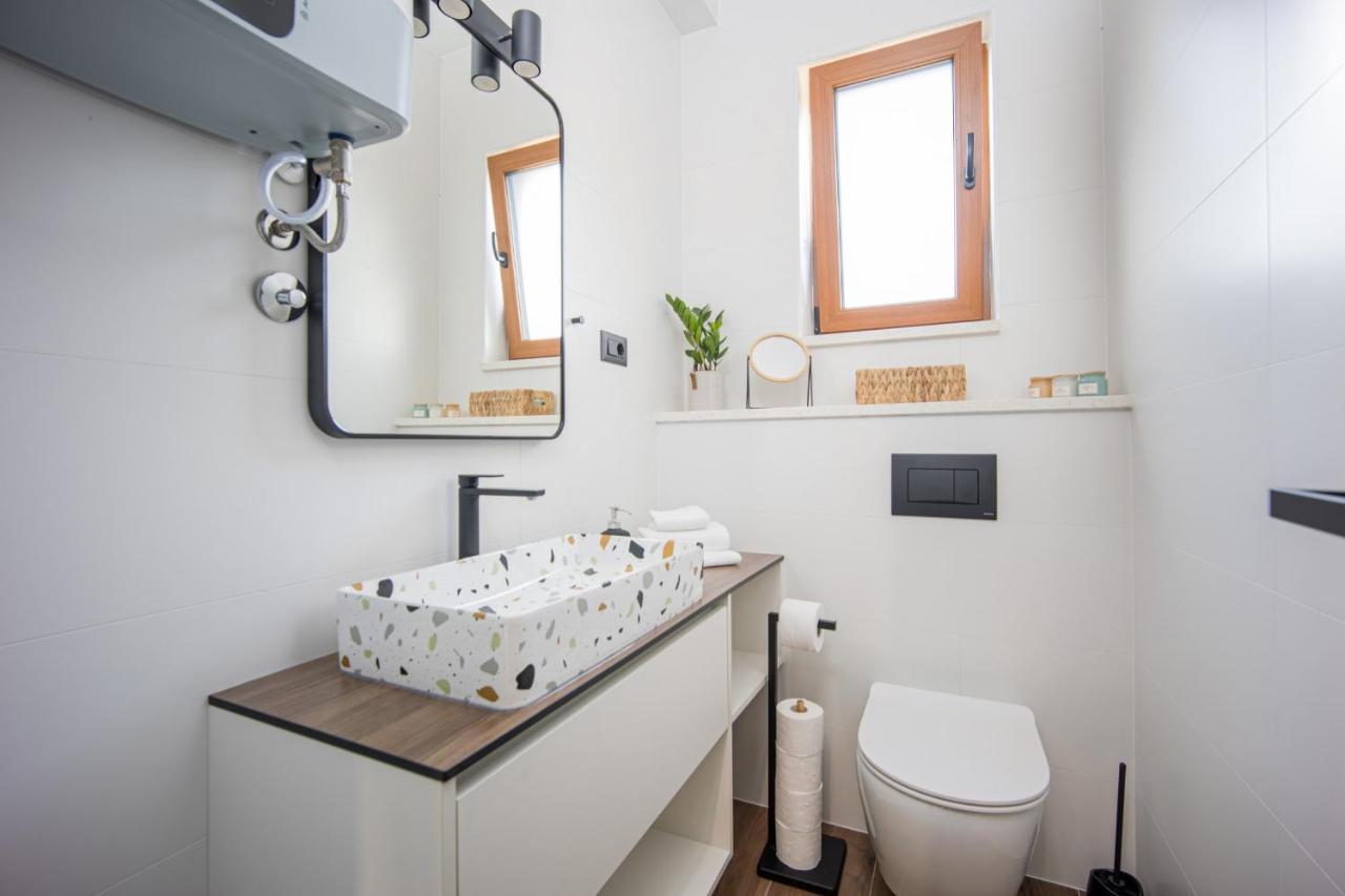 Oleander Urban Suites, High-Speed Internet, Beach At 250, Pet Friendly Τρογκίρ Εξωτερικό φωτογραφία